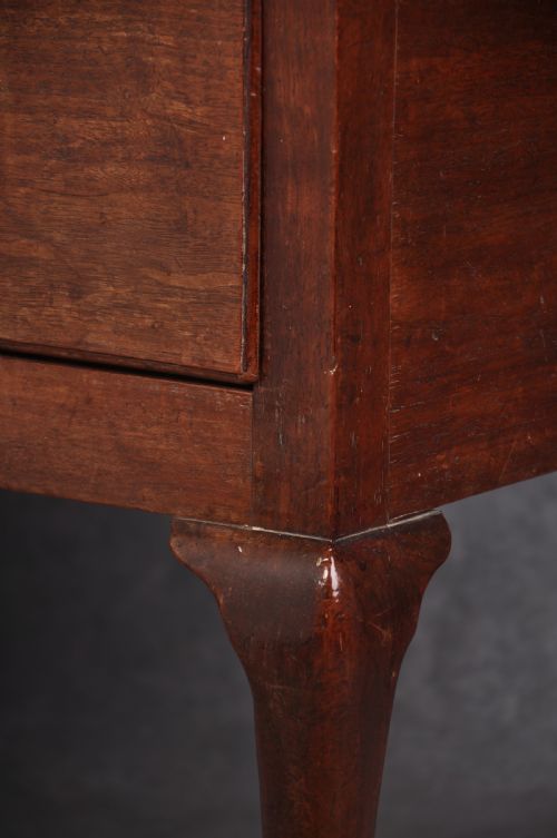 18TH CENTURY GEORGE II RED WALNUT CHEST ON STAND - ADDITIONAL PHOTO 5