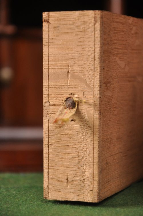 17TH CENTURY BURR WALNUT BUREAU CABINET - ADDITIONAL PHOTO 9