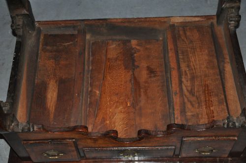 EARLY 18TH CENTURY OAK LOWBOY - ADDITIONAL PHOTO 8