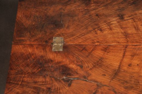 EARLY 18TH CENTURY WALNUT BACHELORS CHEST - ADDITIONAL PHOTO 5
