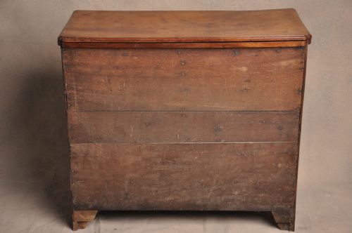 EARLY 18TH CENTURY WALNUT BACHELORS CHEST - ADDITIONAL PHOTO 17