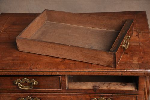 SMALL 18TH CENTURY WALNUT LOWBOY - ADDITIONAL PHOTO 7