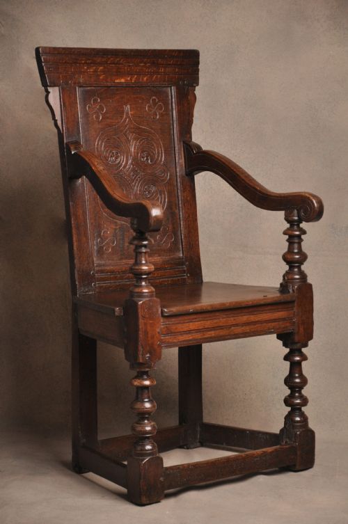 17TH CENTURY OAK WAINSCOT CHAIR - ADDITIONAL PHOTO 1