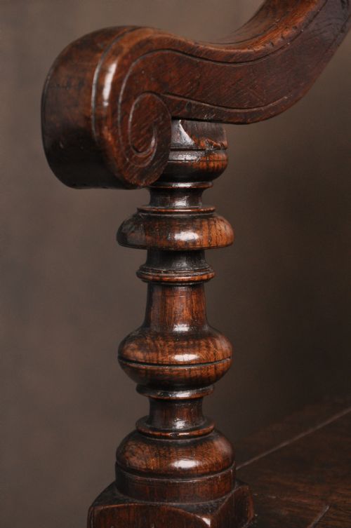17TH CENTURY OAK WAINSCOT CHAIR - ADDITIONAL PHOTO 2
