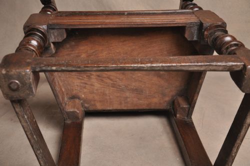 17TH CENTURY OAK WAINSCOT CHAIR - ADDITIONAL PHOTO 9