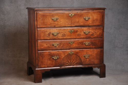 18th century walnut secretaire chest of drawers - CATEGORY: ANTIQUE CHEST OF DRAWERS - DATED 18TH CENTURY