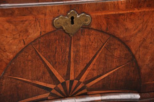 18TH CENTURY WALNUT SECRETAIRE CHEST OF DRAWERS - ADDITIONAL PHOTO 20