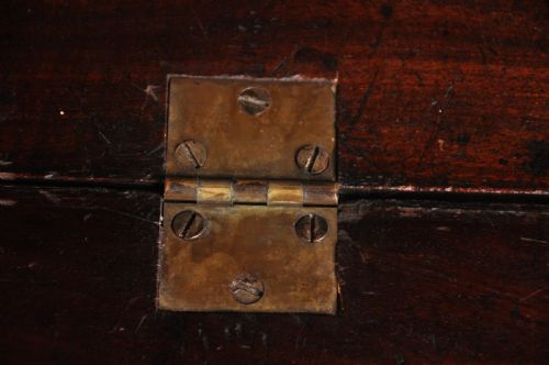 FINE 18TH CENTURY MAHOGANY BUREAU - ADDITIONAL PHOTO 6