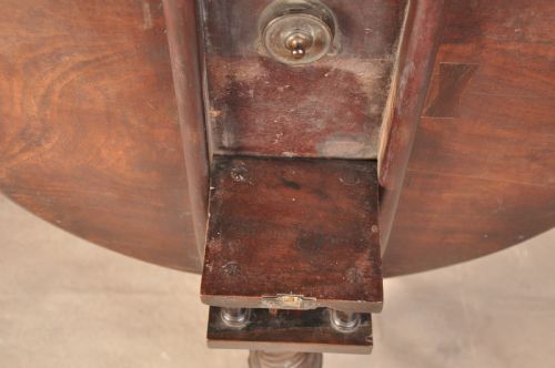 FINE 18TH CENTURY MAHOGANY CHIPPENDALE TRIPOD TABLE - ADDITIONAL PHOTO 7