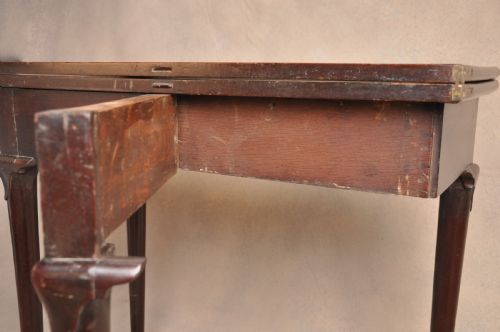 MID 18TH CENTURY MAHOGANY TEA TABLE - ADDITIONAL PHOTO 7