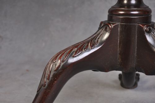 FINE 18TH CENTURY MAHOGANY CHIPPENDALE TABLE - ADDITIONAL PHOTO 3