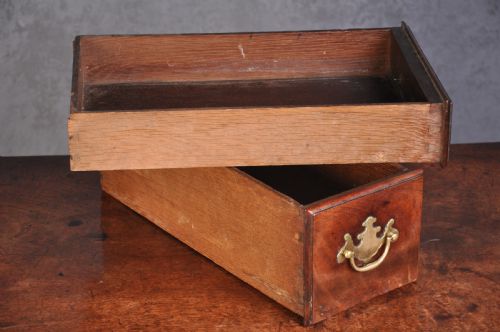 EARLY 18TH CENTURY WALNUT LOWBOY - ADDITIONAL PHOTO 3