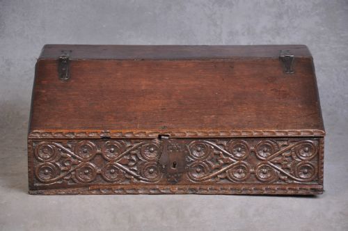 17th century oak bible box - CATEGORY: ANTIQUE BOXES - DATED 17TH CENTURY