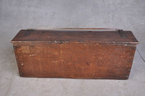17TH CENTURY OAK BIBLE BOX - ADDITIONAL PHOTO 9