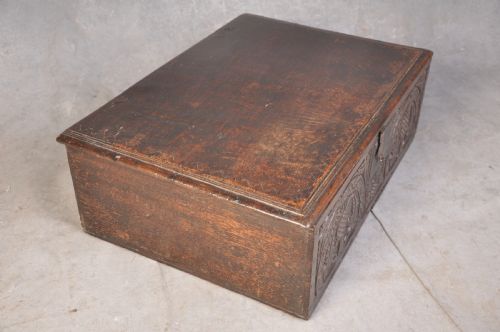 17TH CENTURY OAK BOX - ADDITIONAL PHOTO 4
