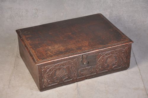 17TH CENTURY OAK BOX - ADDITIONAL PHOTO 8