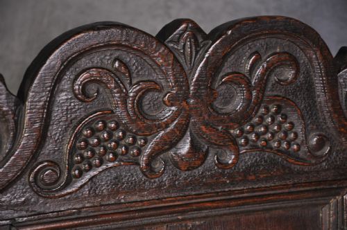 17TH CENTURY YORKSHIRE OAK WAINSCOT CHAIR - ADDITIONAL PHOTO 1