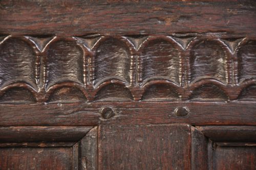 16TH CENTURY OAK COFFER - ADDITIONAL PHOTO 2