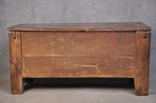 16TH CENTURY OAK COFFER - ADDITIONAL PHOTO 8