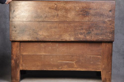 16TH CENTURY OAK COFFER - ADDITIONAL PHOTO 10