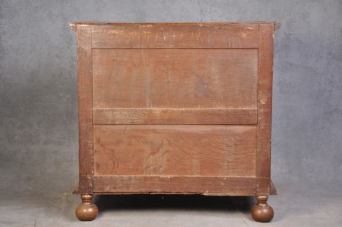 17TH CENTURY OAK CHEST OF DRAWERS - ADDITIONAL PHOTO 9