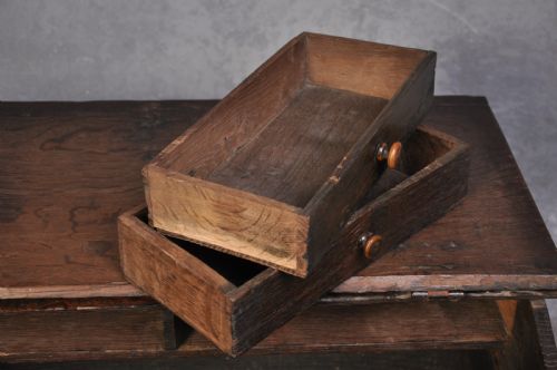 DATED 17TH CENTURY OAK BOX - ADDITIONAL PHOTO 7