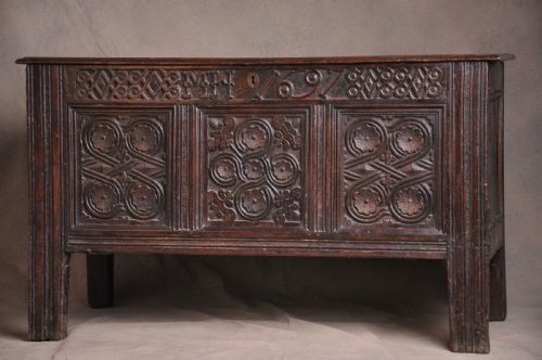 17th century oak coffer - CATEGORY: ANTIQUE CHESTS - DATED 17TH CENTURY