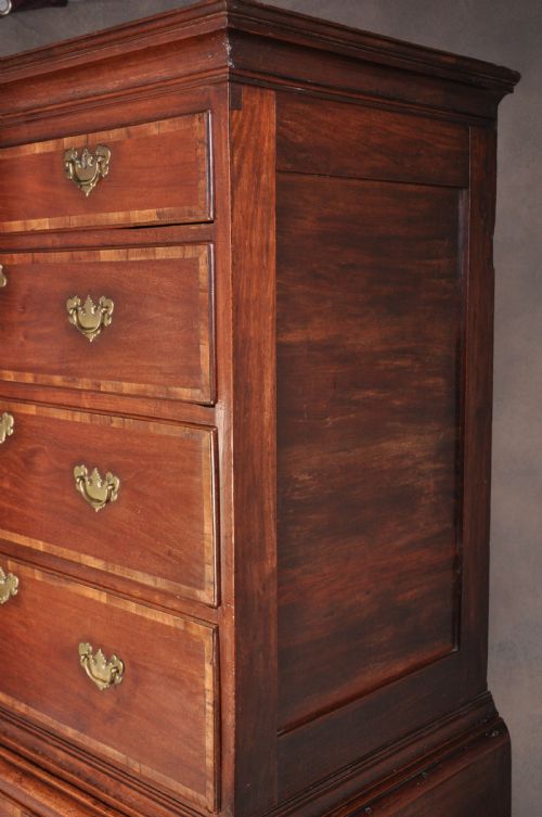 18TH CENTURY RED WALNUT CHEST ON STAND - ADDITIONAL PHOTO 5