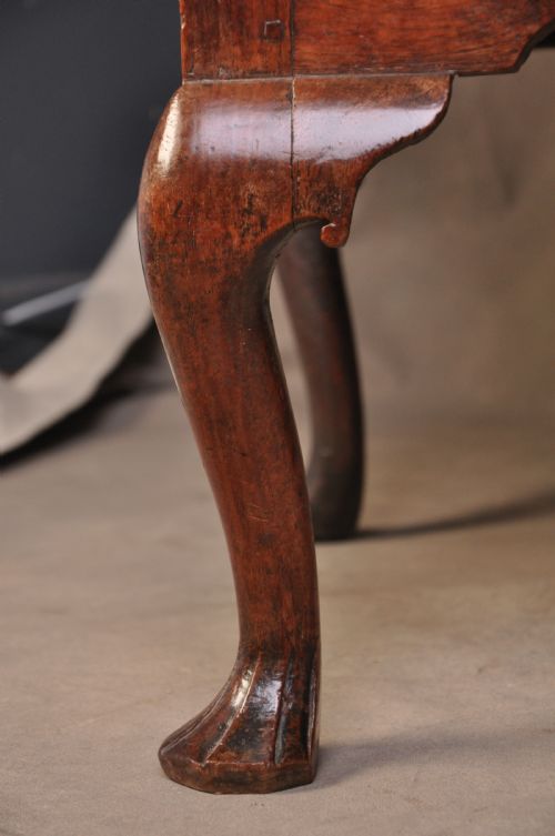 18TH CENTURY RED WALNUT CHEST ON STAND - ADDITIONAL PHOTO 9