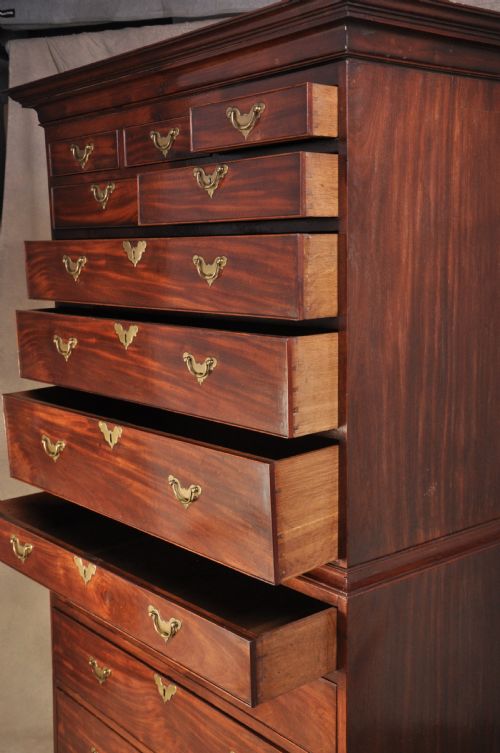 18TH CENTURY MAHOGANY CHEST ON CHEST - ADDITIONAL PHOTO 5