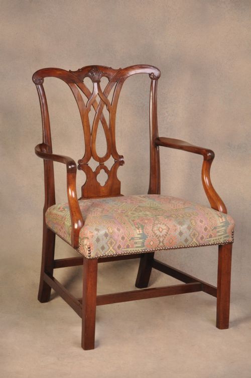 large 18th century mahogany chippendale armchair - CATEGORY: ANTIQUE CHAIRS - DATED 18TH CENTURY