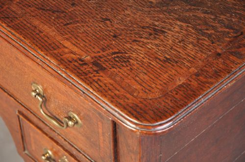 18TH CENTURY OAK LOWBOY - ADDITIONAL PHOTO 1