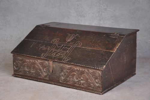 17TH CENTURY DATED OAK BOX - ADDITIONAL PHOTO 3