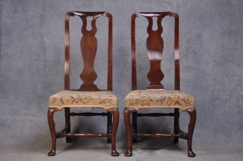 A PAIR OF EARLY 18TH CENTURY WALNUT SIDE CHAIRS - ADDITIONAL PHOTO 11