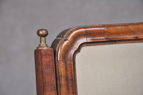 EARLY 18TH CENTURY WALNUT TOILET MIRROR - ADDITIONAL PHOTO 3