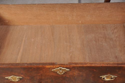 EARLY 18TH CENTURY BURR WALNUT CHEST ON STAND - ADDITIONAL PHOTO 10