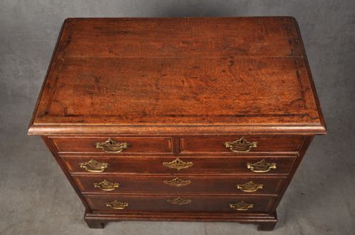 18TH CENTURY INLAID OAK CHEST OF DRAWERS - ADDITIONAL PHOTO 5