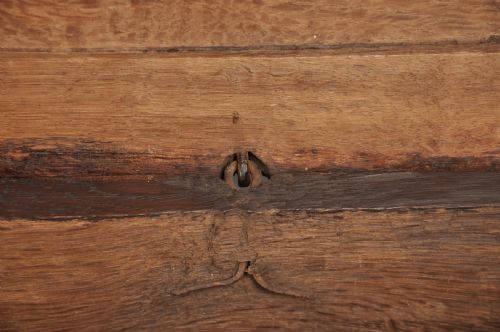 SMALL 17TH CENTURY COFFER - ADDITIONAL PHOTO 5