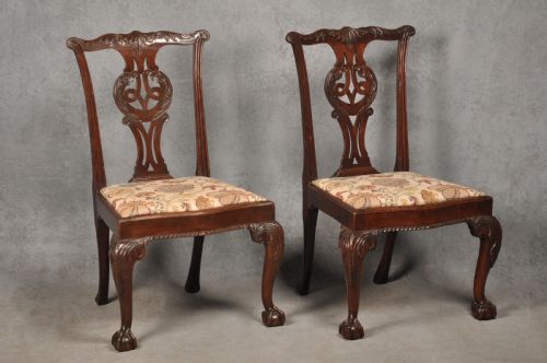 a fine pair of george ii mahogany side chairs - CATEGORY: ANTIQUE CHAIRS - DATED 18TH CENTURY