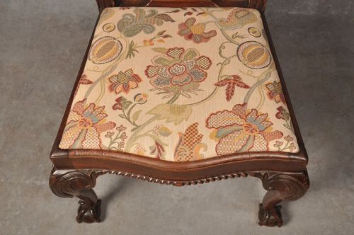 A FINE PAIR OF GEORGE II MAHOGANY SIDE CHAIRS - ADDITIONAL PHOTO 5