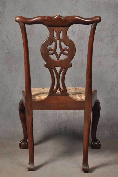 A FINE PAIR OF GEORGE II MAHOGANY SIDE CHAIRS - ADDITIONAL PHOTO 8