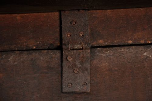 LARGE 17TH CENTURY OAK GATELEG TABLE - ADDITIONAL PHOTO 6