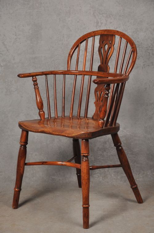 18TH CENTURY YEW WOOD WINDSOR CHAIR - ADDITIONAL PHOTO 2