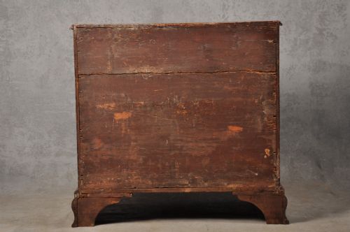 SMALL 18TH CENTURY MAHOGANY CHEST OF DRAWERS - ADDITIONAL PHOTO 10
