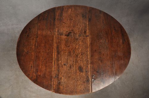 SMALL 17TH CENTURY OAK GATELEG TABLE - ADDITIONAL PHOTO 4