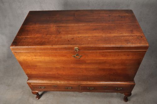 18TH CENTURY CHERRYWOOD SILVER CHEST - ADDITIONAL PHOTO 2