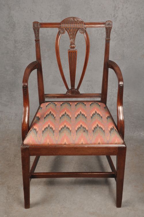 18TH CENTURY MAHOGANY ARMCHAIR - ADDITIONAL PHOTO 5