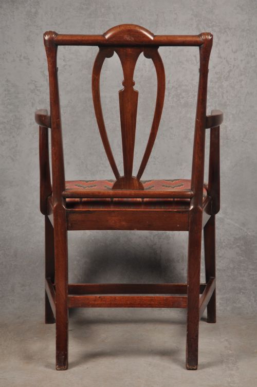 18TH CENTURY MAHOGANY ARMCHAIR - ADDITIONAL PHOTO 8