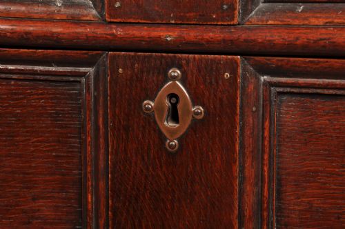 RARE 17TH CENTURY OAK BUREAU - ADDITIONAL PHOTO 8