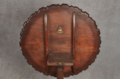 18TH CENTURY MAHOGANY TRIPOD TABLE - ADDITIONAL PHOTO 6